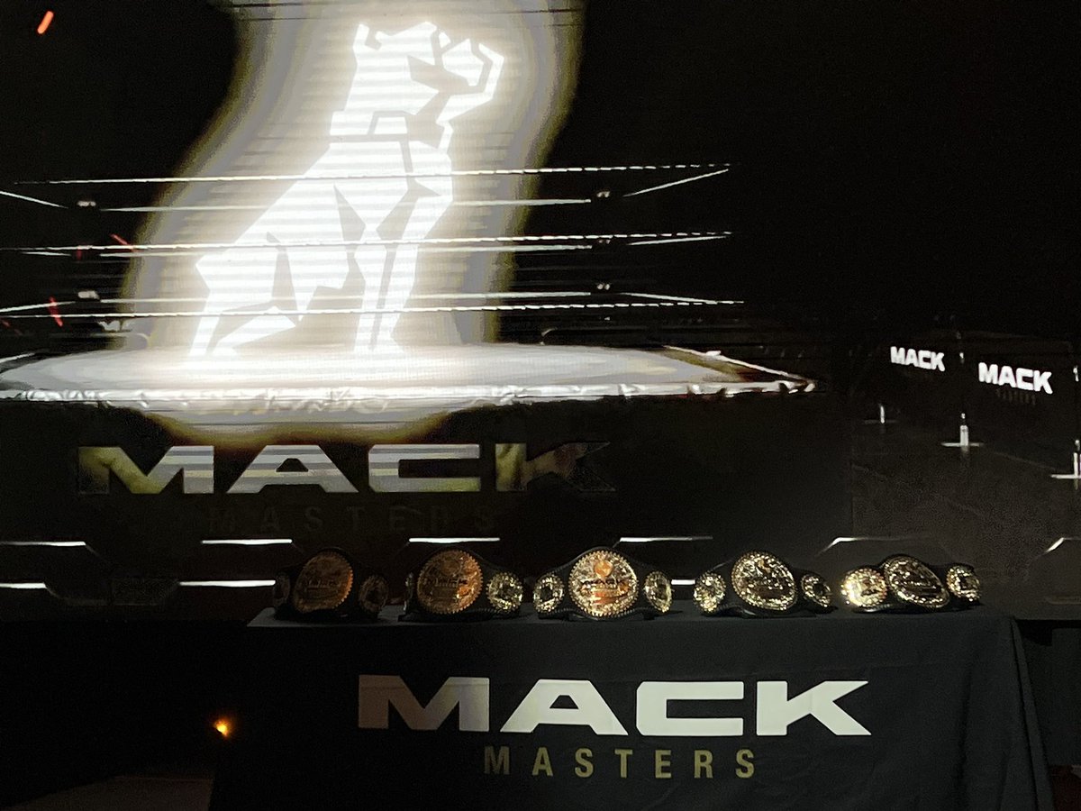 SoSaysShernoff's tweet photo. Getting ready to go live at 9am for @MackTrucks #MackMasters!
I love the spotlight but may have a little too much spotlight on me….
https://t.co/mRCGJQ9w3O https://t.co/PPd9Ic9uPt