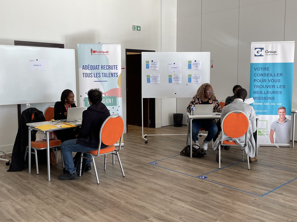 MLValdOiseEst's tweet photo. đ La Mission Locale Val dâOise Est a organisĂ© un JobDating ce Mardi 24 Octobre Ă la CitĂ© des MĂ©tiers Ă Roissy.
#interactioninterim @GroupeAdequat #passerelleinsertion @Humando_rh #leaderinterim #aerointerim https://t.co/GV8EY8X843