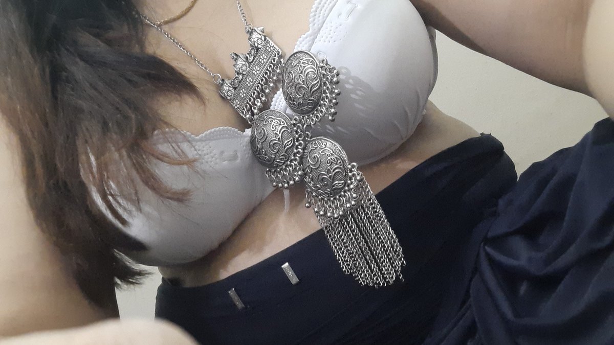 PaidSwati's tweet photo. Available now 😘😘 https://t.co/HLMe2qEOXZ