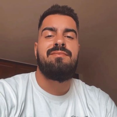 _polvilloisaac5's tweet photo. Ya habia que renovar #NuevaFotoDePerfil https://t.co/n2X0fhiDVX