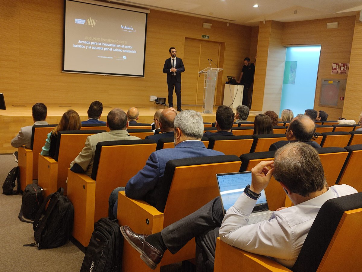 Hoy en #AndalucíaLab, hemos celebrado el 2º Encuentro CIO'S: Jornada para la innovación en el sector turístico y la apuesta por el turismo sostenible, organizado por <a href="/AAndalus_IV/">Al Andalus Innovation Venture</a> y @andalucianet, con el foco en #Innovación y #Sostenibilidad en Turismo