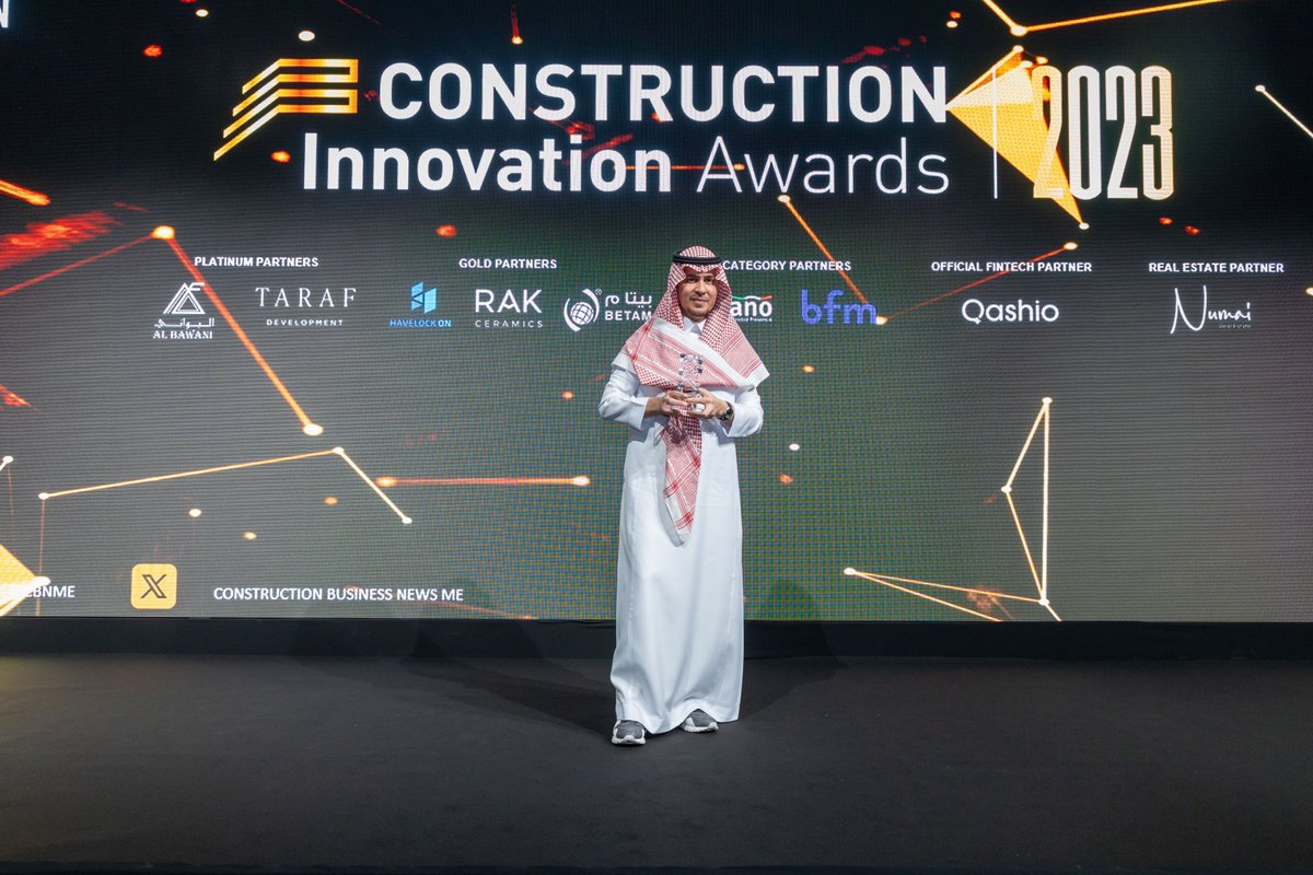 Exciting news!  Our Chairman & GCEO has been awarded Visionary Leader of the Year at the 2023 Construction Innovation Awards in Dubai!

#ConstructionAwards #Dubai #VisionaryLeadership