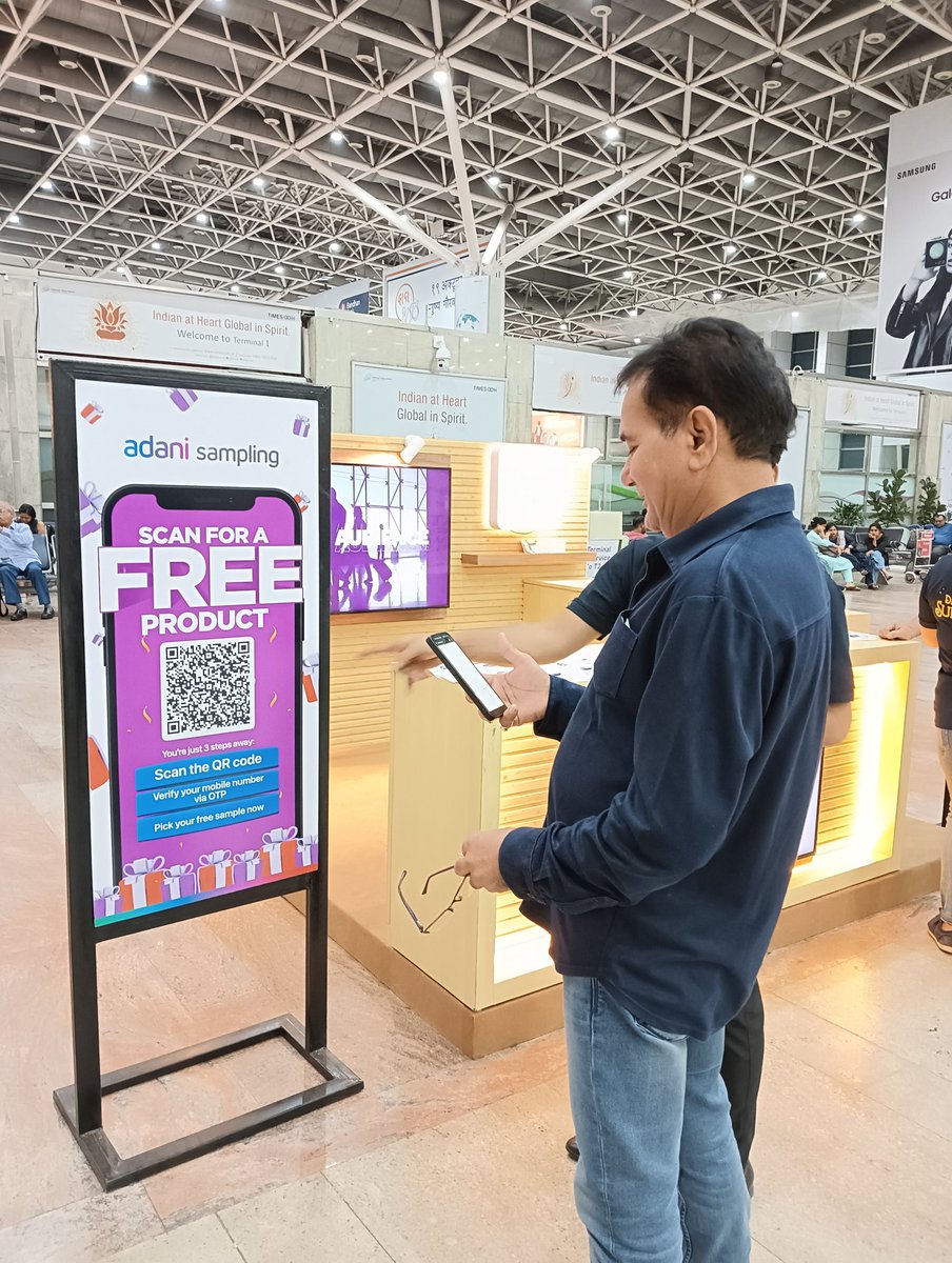 KMDmello's tweet photo. Scam you to share your details and enjoy free calls. https://t.co/hLaFwC1wXk