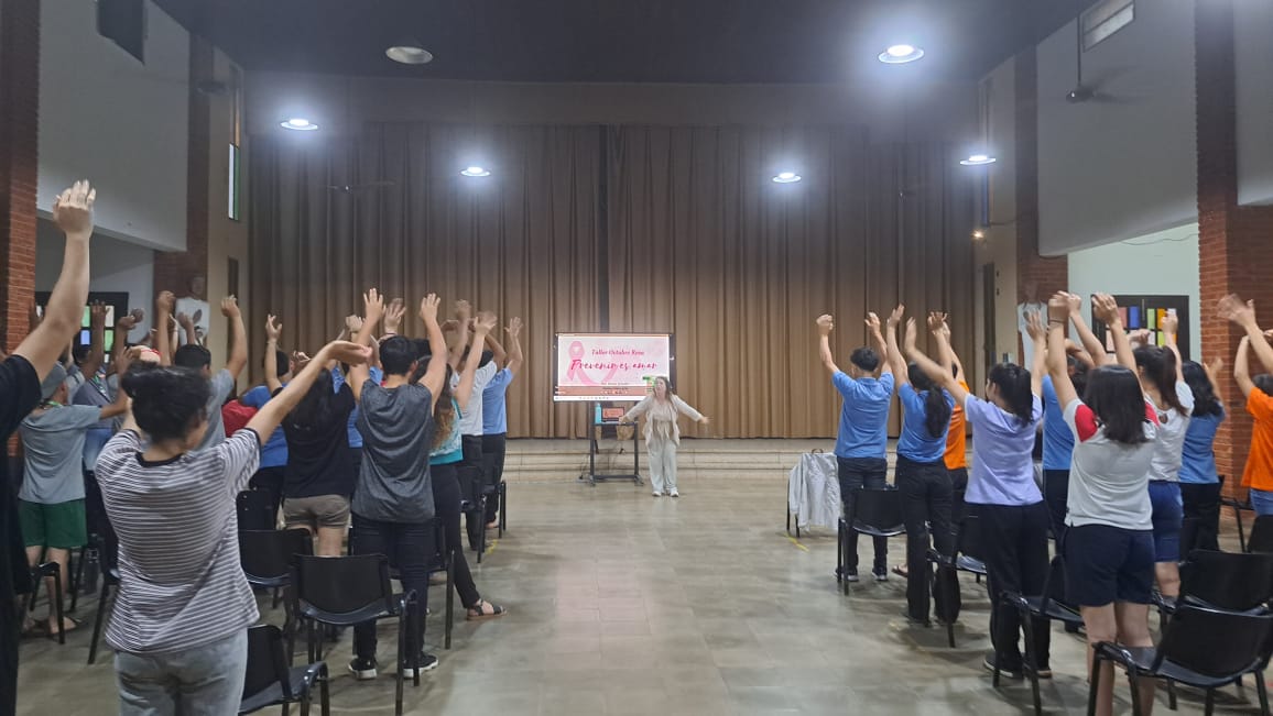 FPEscuelas's tweet photo. 💬Así también, Nancy Escobar, colaboradora de nuestro equipo hotelero, nos compartió su testimonio de lucha contra esta enfermedad.   

¡Una jornada sumamente enriquecedora e inspiradora! https://t.co/NeznYrganE