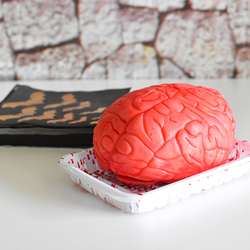 🎃Éveiller l'esprit d'Halloween avec notre toute nouvelle déco effrayante !
Chez CadoMaestro, nous célébrons cette saison en apportant une touche de magie macabre à nos locaux. Citrouilles, squelettes, et une ambiance digne d'un film d'horreur nous attendent dans les bureaux.🦇💀