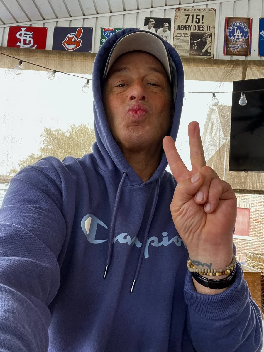 mpicsb's tweet image. GM..