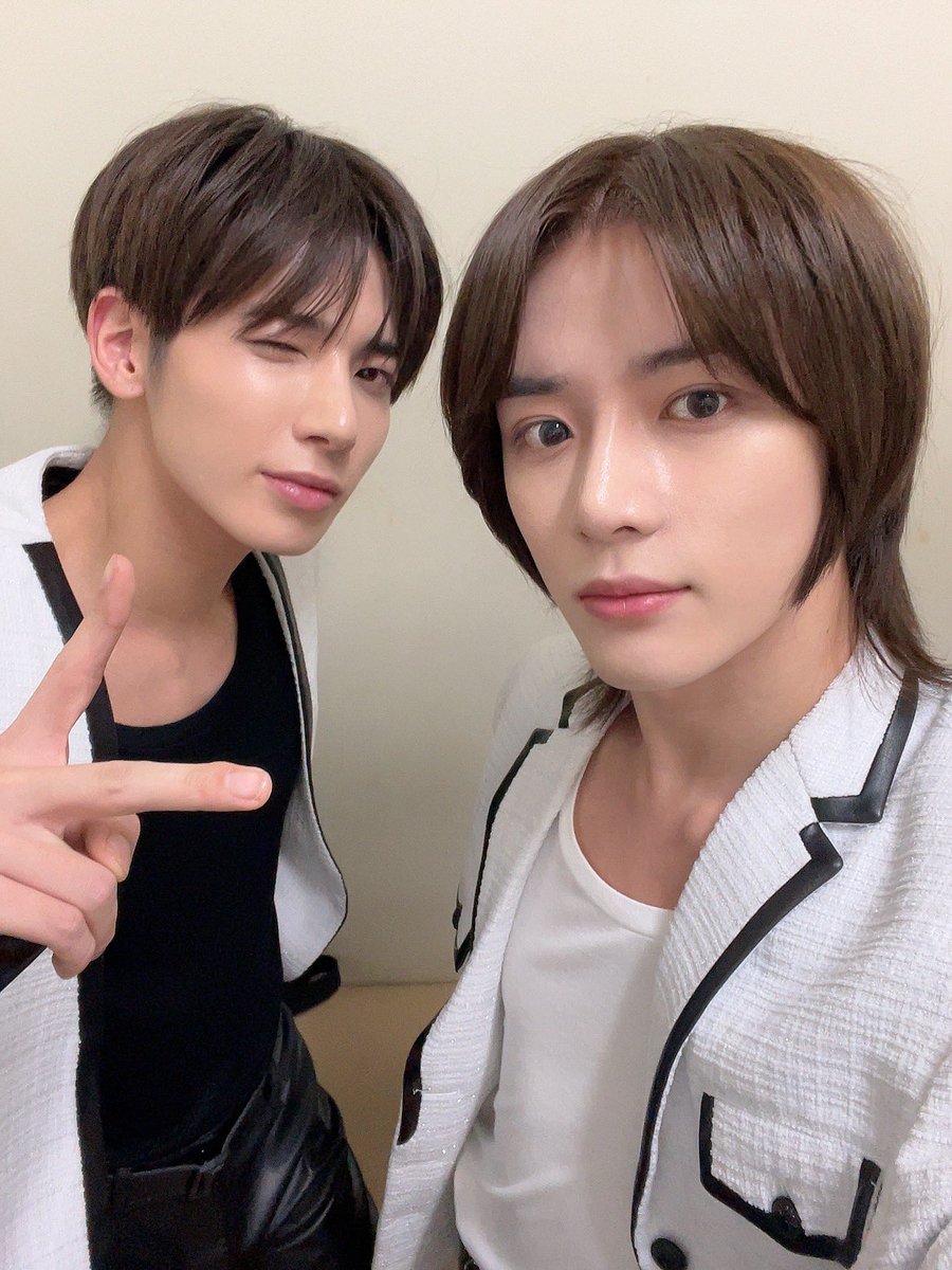 terrqy's tweet photo. with pretty hyung @cbeomgyup https://t.co/zmW9gwZoxG