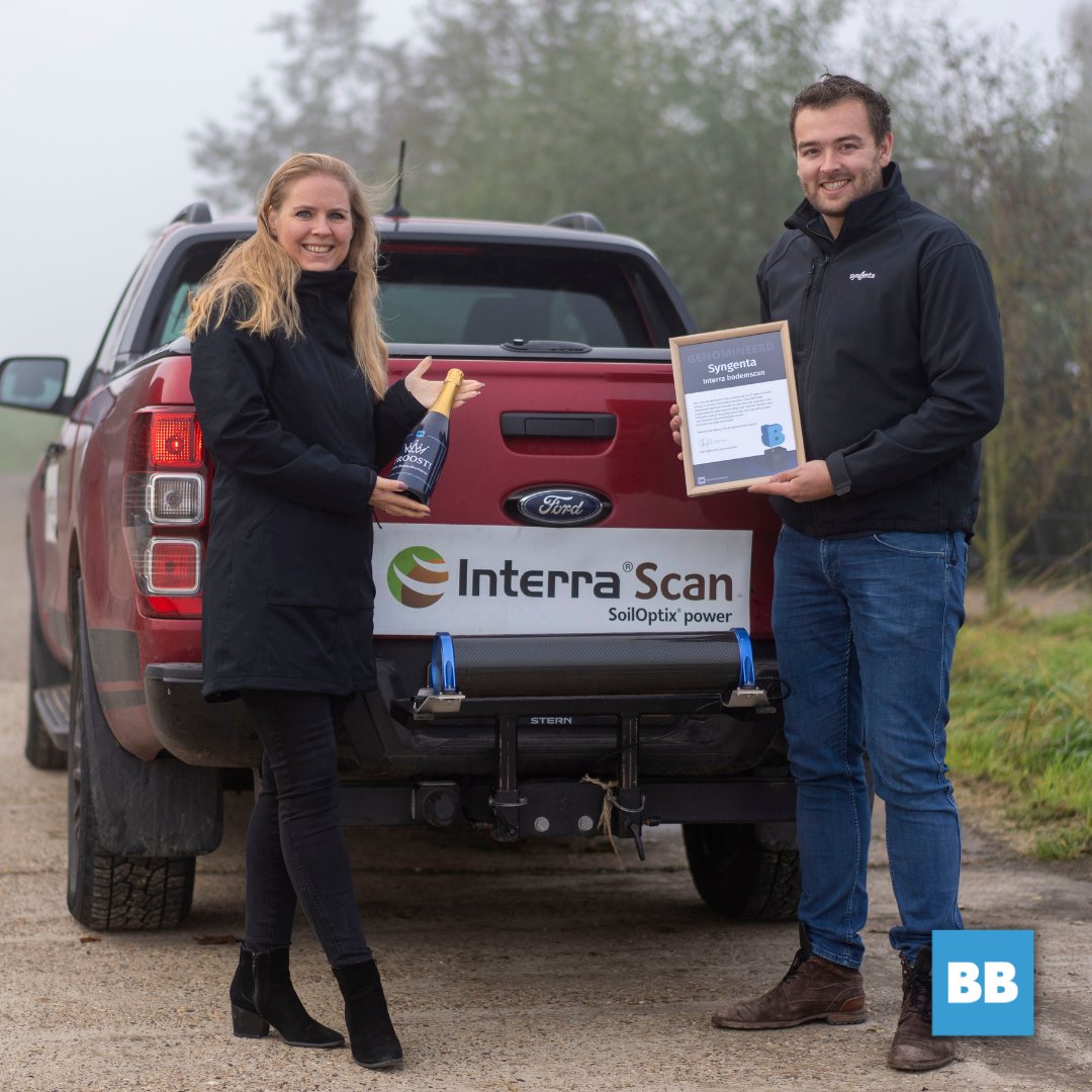 De vierde finalist van de Agribusiness Award 2023 is <a href="/Syngenta/">Syngenta</a>. Syngenta heeft de INTERRA Scan ingediend. De scan biedt in combinatie met bodemmonsters meer dan 800 datapunten per hectare en brengt de bodem tot 27 lagen in beeld. Lees meer 👇
boerenbusiness.nl/artikel/109063…