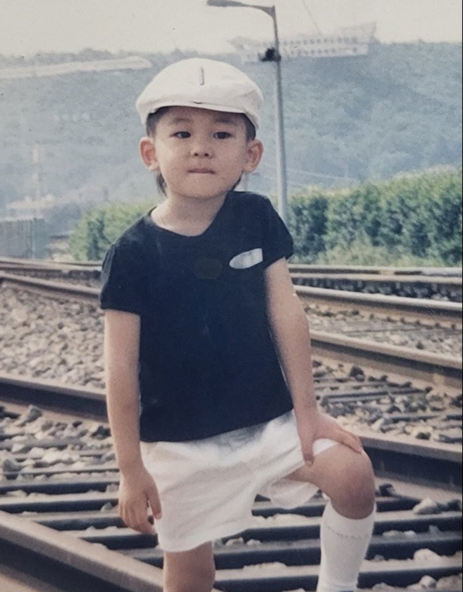wwlake's tweet photo. 아 제발 원우 애기 때 사진 !!! 😍😍😍😍😍😍😍 https://t.co/57O0F68cO2