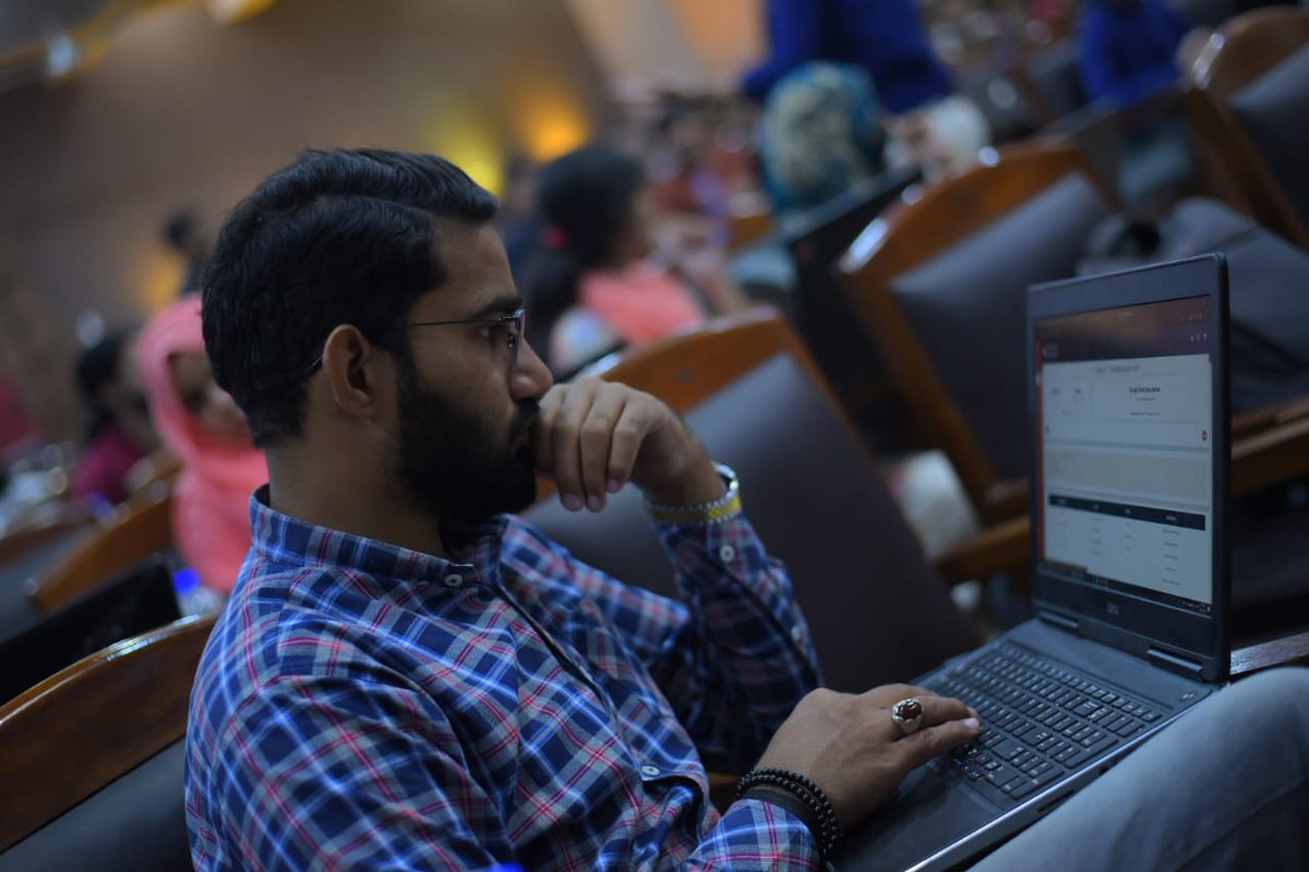 IgniteNTF's tweet photo. (f)📸 Dive into the Digital Transformation at KICS, UET Lahore! 🚀Witness the incredible learning journey unfolding at the #DigitalPakistan #CybersecurityHackathon2023 Hands-on Training Workshop!💡#LahoreWorkshop #MOITT #Ignite #Hackathon2023 #UETLahore #Cybersecurity https://t.co/imwcGa1elU