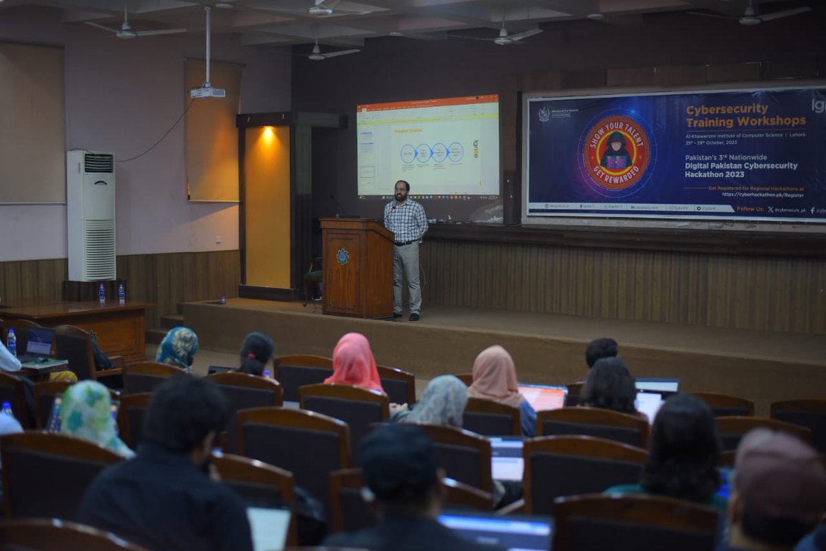 IgniteNTF's tweet photo. (g)📸 Dive into the Digital Transformation at KICS, UET Lahore! 🚀Witness the incredible learning journey unfolding at the #DigitalPakistan #CybersecurityHackathon2023 Hands-on Training Workshop!💡#LahoreWorkshop #MOITT #Ignite #Hackathon2023 #UETLahore #Cybersecurity https://t.co/Ry79cbC4z2