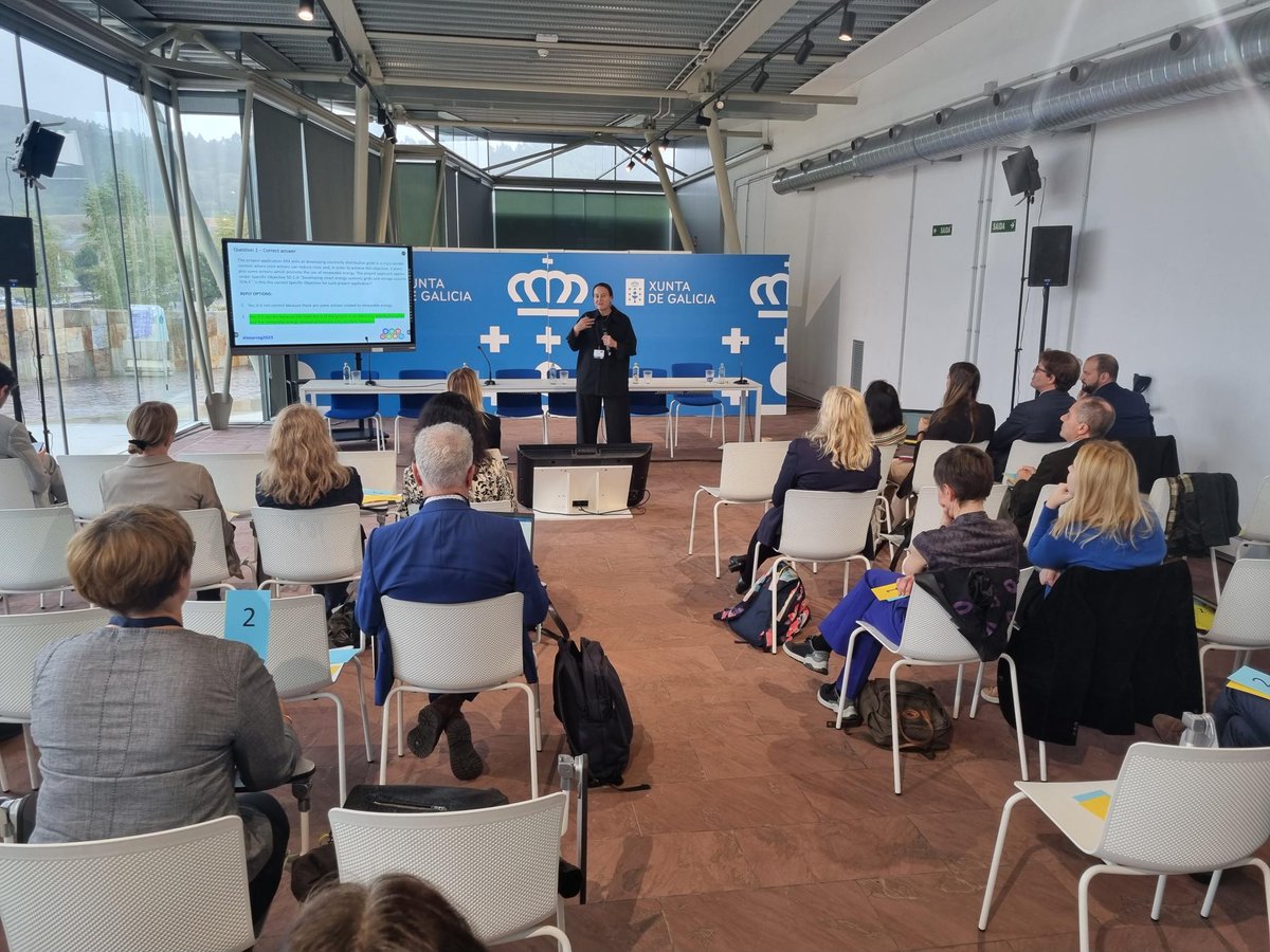 Two insightful workshops with Elena Ferrario and Katharina Krell from our Policy Learning Platform at #Interreg2023 annual event today. Good exchanges and sharing of solutions on energy transition and energy communities &amp; decarbonisation of transport + Interreg.