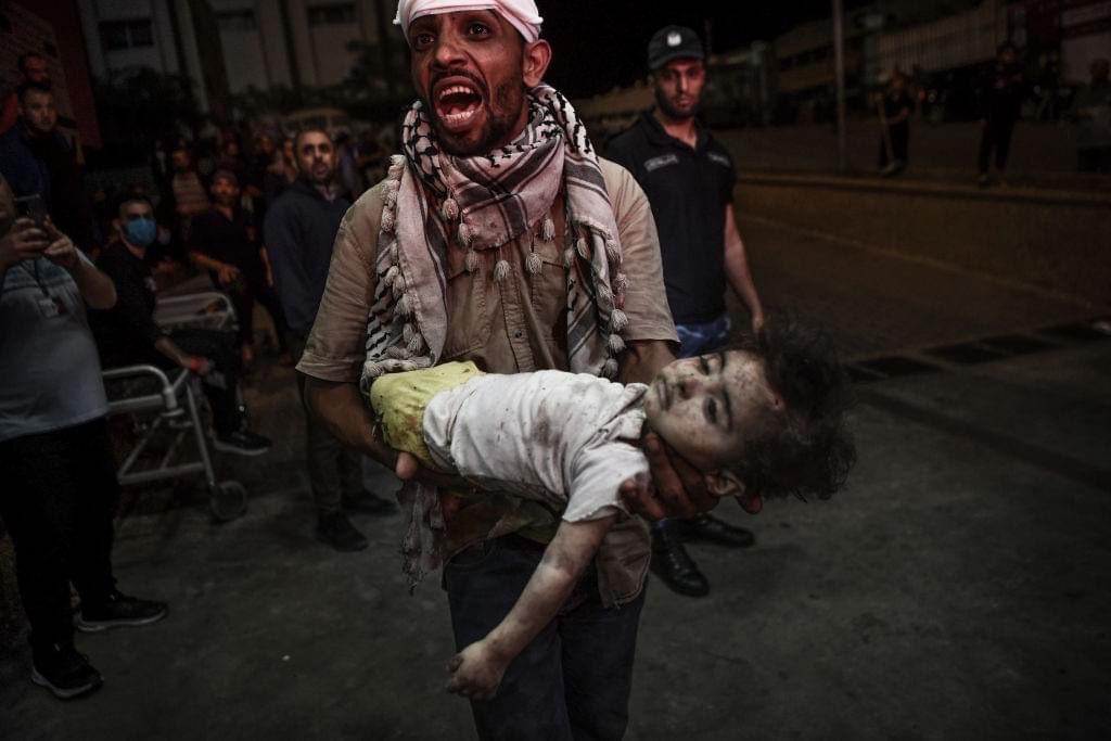 Al__Quraan's tweet photo. O Allah, help and protect the people of Palestine. O Allah, ease their pain and suffering. O Allah, bestower of Mercy, bestow your mercy on them. 

Allah is sufficient for us, and He is the best disposer of affairs. (3:173)

- Children of Gaza 🇵🇸💔 https://t.co/qPo0peFvKa