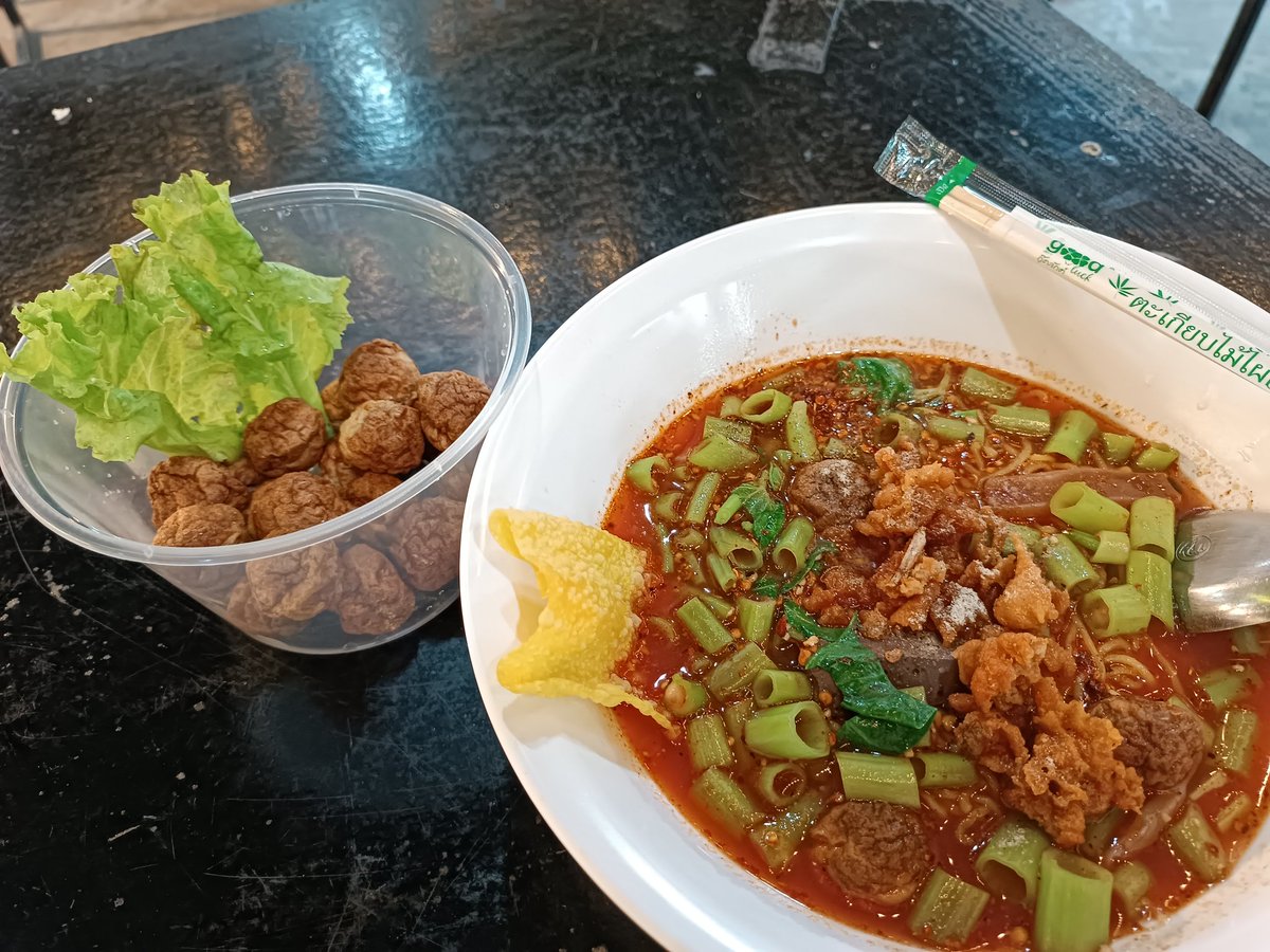 Chill27Popchill's tweet photo. เย็น...ๆๆ ตา@บล๊อค 62 https://t.co/Q4Hx4OyTDC