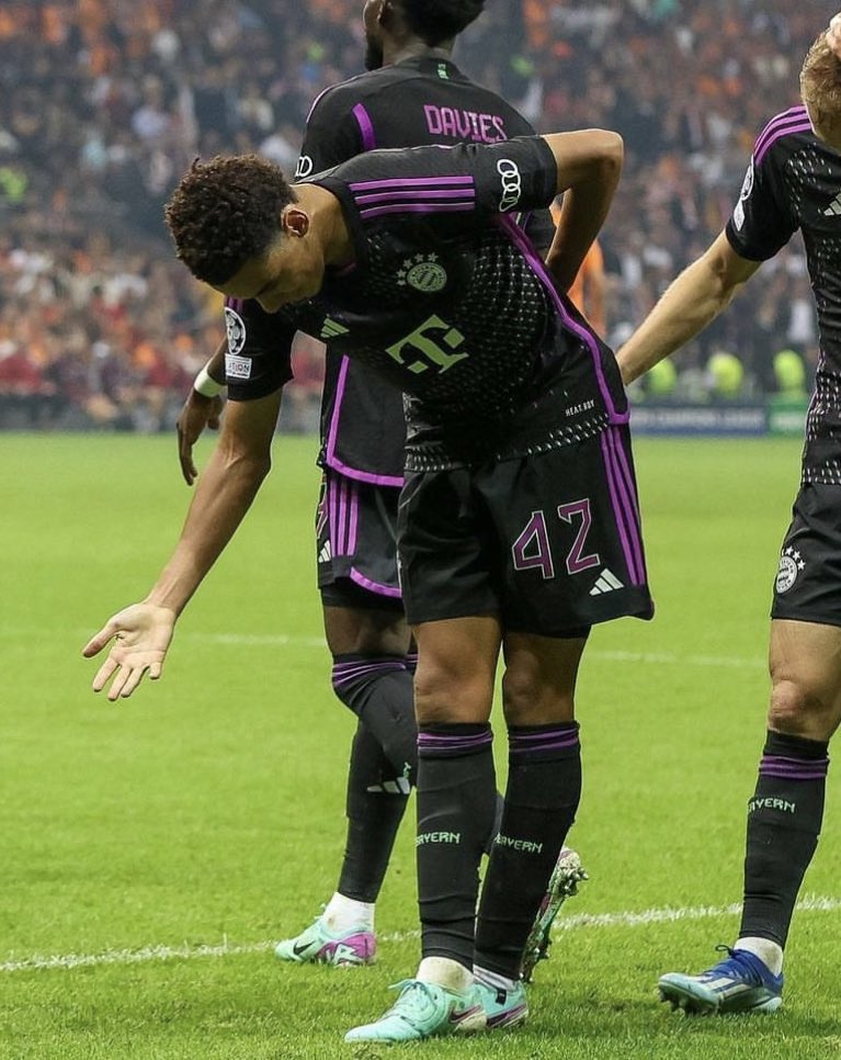 nocontextfooty tweet picture