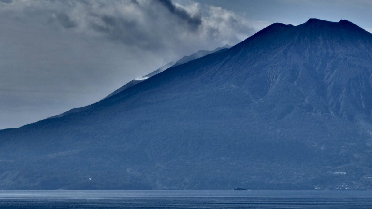 GakuHayato's tweet photo. 掃海艇はつしま MSC-606
鹿児島本港区南埠頭
鹿児島湾奥
2023.10.23,24
#掃海艇
#はつしま
#MSC606
#えのしま型掃海艇 https://t.co/OCS0f7uLSU