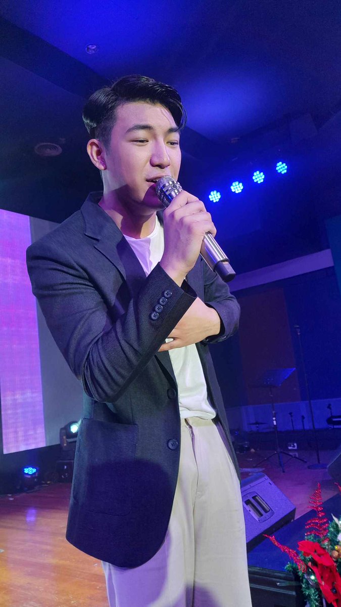 iLoveDarren_24's tweet photo. Ang fresh at gwapo naman!! 

NI XING DE STEPHEN 
#CBMLInterrogation
#CBMLOnIWantTfcEP9
#DARREN @Espanto2001
DARREN AT OCTOBESTIVAL

📷 Monina https://t.co/TkNvfMOw4O