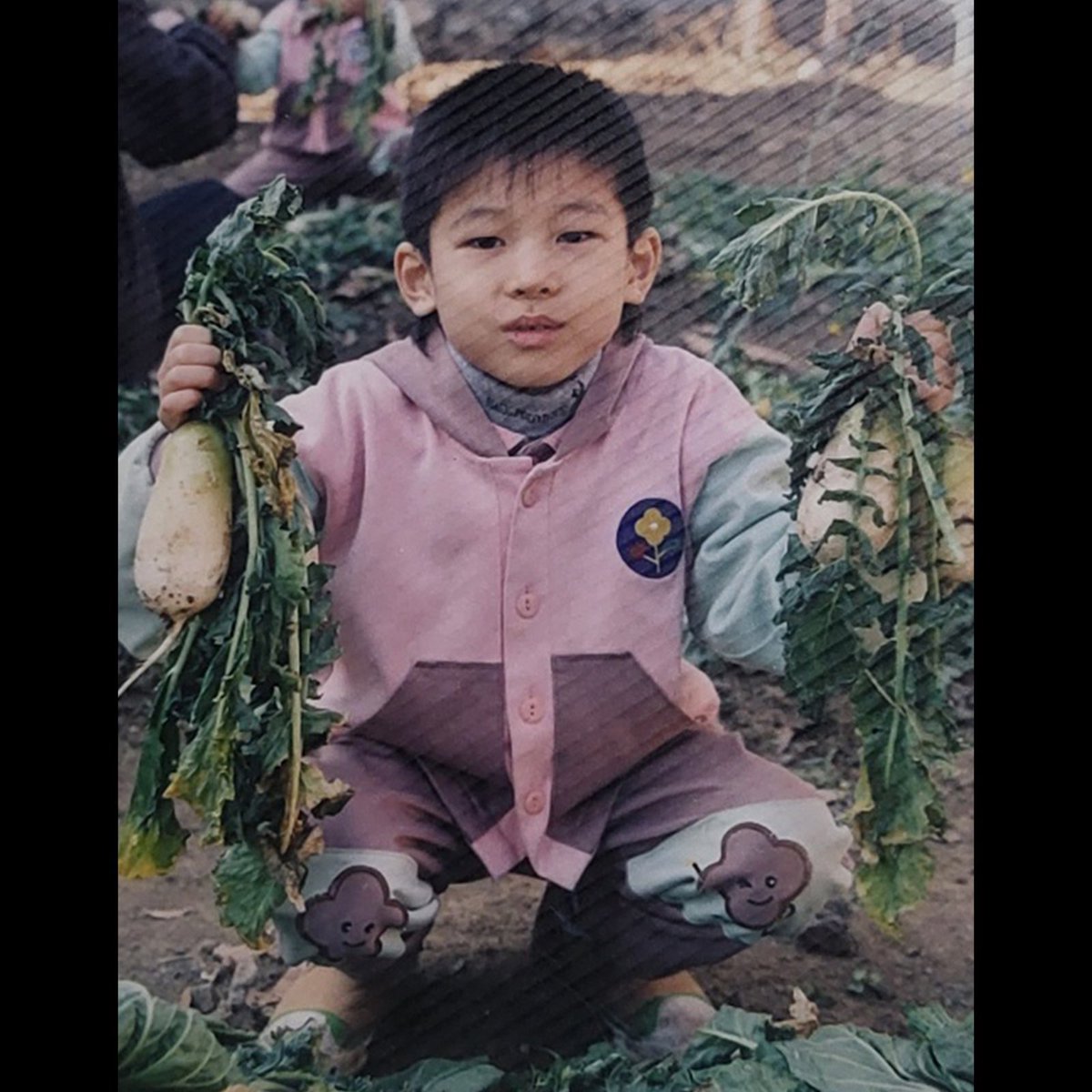 BAOBEI96Z's tweet photo. WONHUI CHILDHOOD PICTURES 🥺

WONHUI ON ODG STUDIO SHOW
#츄르즈_원우준휘_수상한짝꿍
#ODG_WONWOO_JUN
@pledis_17 https://t.co/nFzA0HJKbU