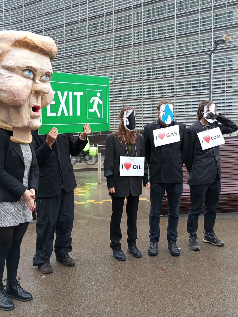 Today with #PeopleOverPolluters action, organised by #FossilFreePolitics, we are calling to kick the polluters out and bring the people in!