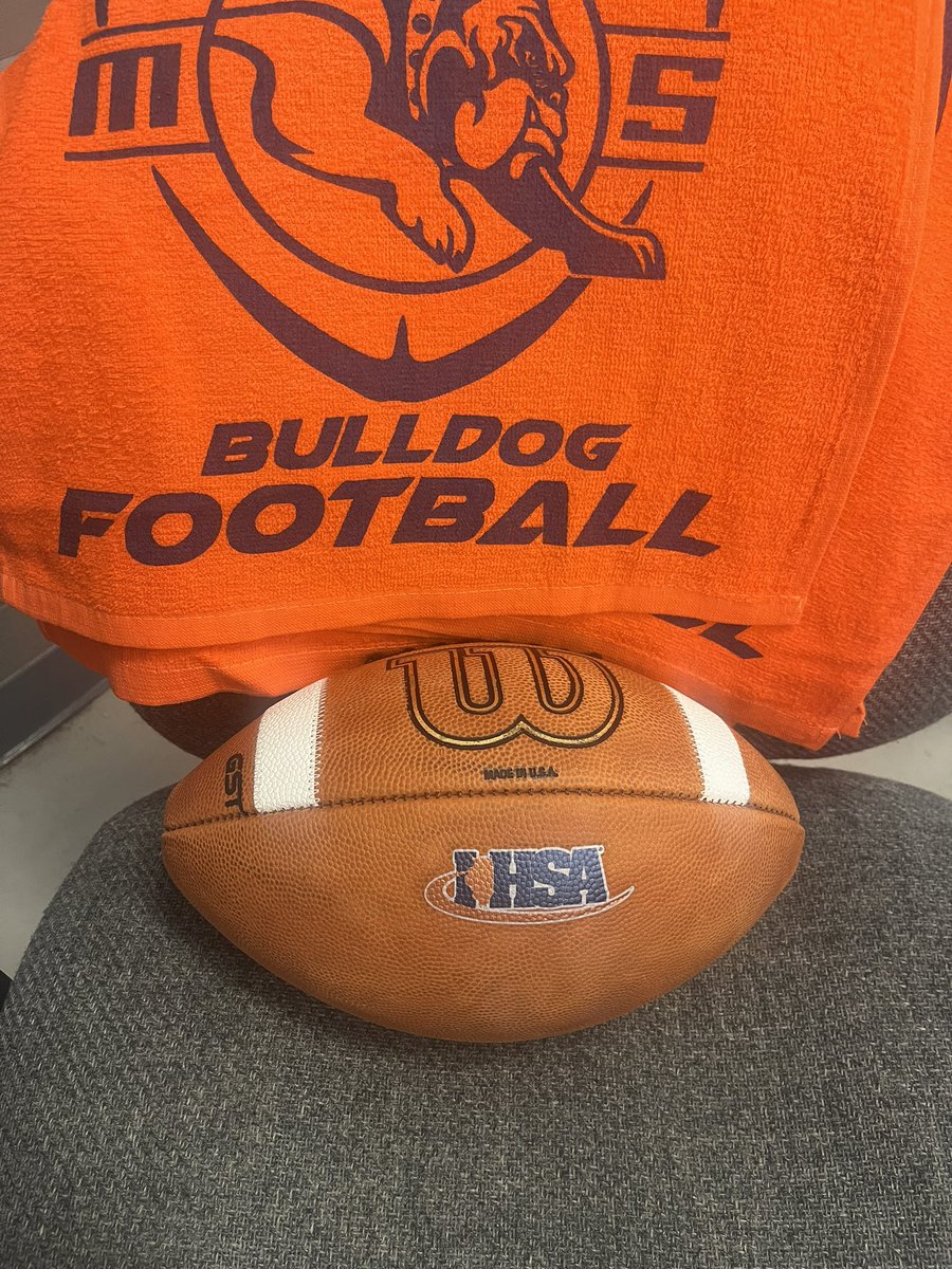 3 straight years!!!

-Let’s keep it rollin and make history on Friday!

GO BULLDOGS!!!
#FamilyStrong