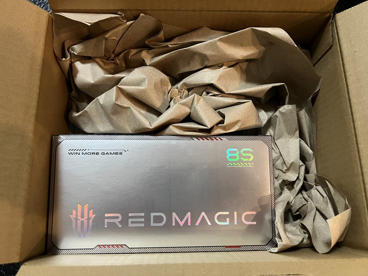 hjt_gamer's tweet image. 今日からREDMAGIC！
#REDMAGIC8SPro