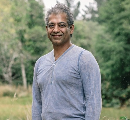 21 Learnings from The Almanack Of Naval Ravikant:

1. Prioritize Assets over Money

2. Making money is a skill to learn, not a thing to do.

3. Hard work without the right direction doesn't get you anywhere.

4. All gains come from compound interest. Financially,