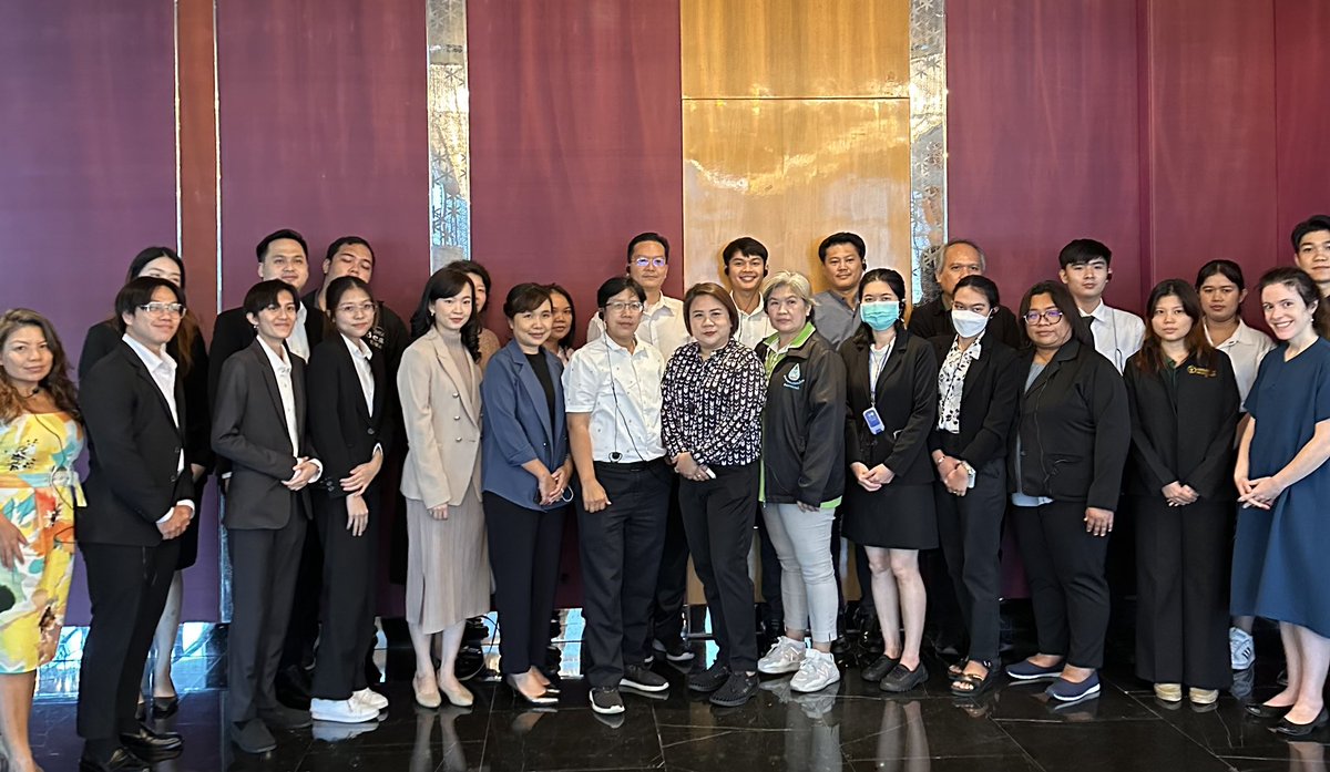 Ben Fernz (@nadinefernz) on Twitter photo 1 down 2 to go!! <a href="/opencontracting/">Open Contracting Partnership</a> #Lift2023 3 day workshop where we are working with @pr_bangkok to transform public procurement for the better!!! <a href="/ukinthailand/">UK in Thailand 🇬🇧🇹🇭</a> <a href="/kaye_sklar/">Kaye Sklar</a> 1 down 2 to go!! <a href="/opencontracting/">Open Contracting Partnership</a> #Lift2023 3 day workshop where we are working with @pr_bangkok to transform public procurement for the better!!! <a href="/ukinthailand/">UK in Thailand 🇬🇧🇹🇭</a> <a href="/kaye_sklar/">Kaye Sklar</a>