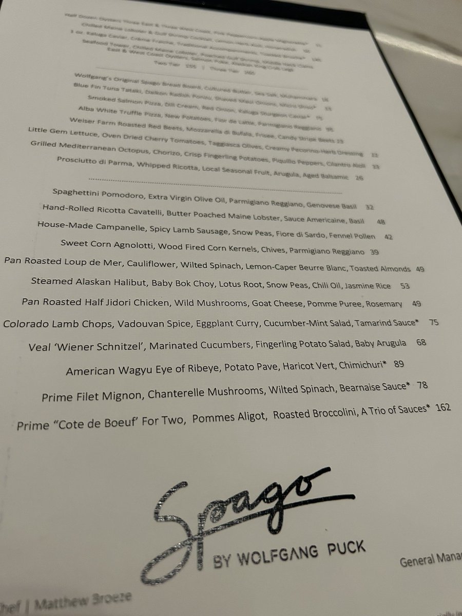 DMcgart's tweet image. It’s not all fast food in Vegas #bellagio #spago #oysters