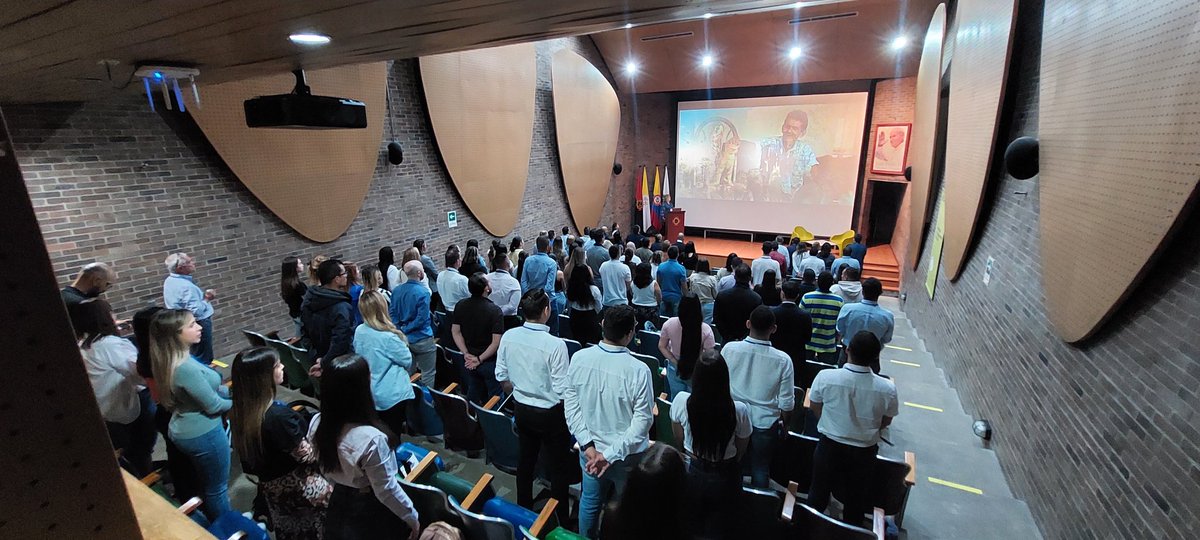 AeropuertoMDE's tweet image. Este año las ponencias de nuestro Segundo Seminario de #SeguridadOperacional tienen un enfoque integral, el cual compartimos con miembros del sector y de la academia durante esta jornada... ¡que ya iniciamos en @upbcolombia junto a la @DIACC_COL, @AerocivilCol y @FuerzaAereaCol!