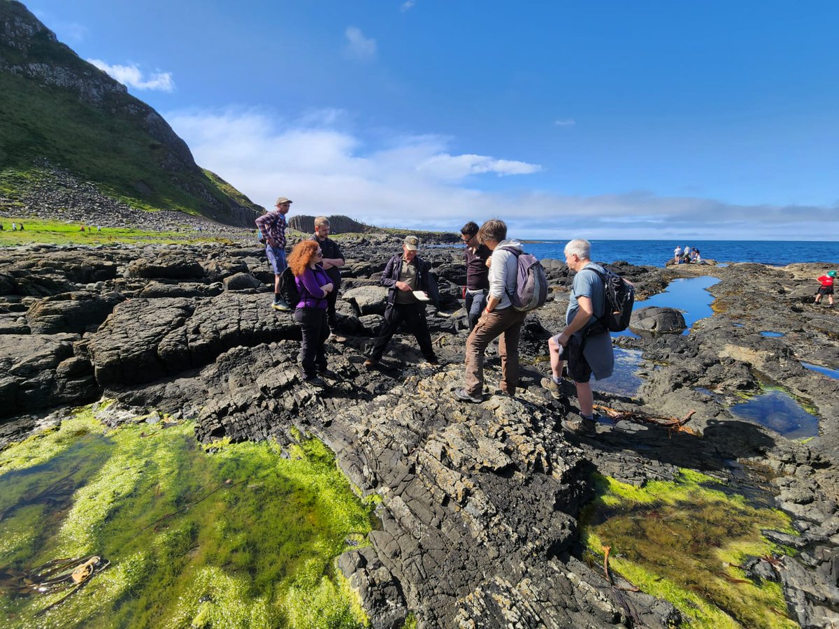 ⚒️PhD opportunity⚒️Join Prof Marian Holness, myself &amp; <a href="/CooperGeoNI/">Mark Cooper</a> to explore the impact of bimodal magmatism on critical raw material mineralisation! Working <a href="/EarthSciCam/">Cambridge Earth Sciences</a>, alongside #Critical_Ireland and with case support from <a href="/Economy_NI/">Economy NI</a> <a href="/GeoSurveyNI/">Geological Survey NI</a>.
➡️tinyurl.com/b5p2seau