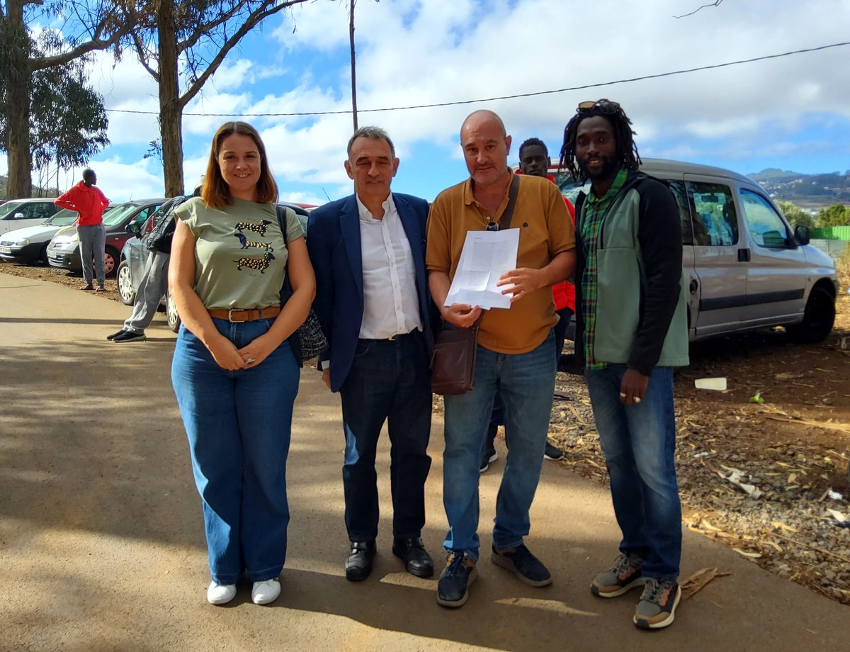 Enrique Santiago tweet media