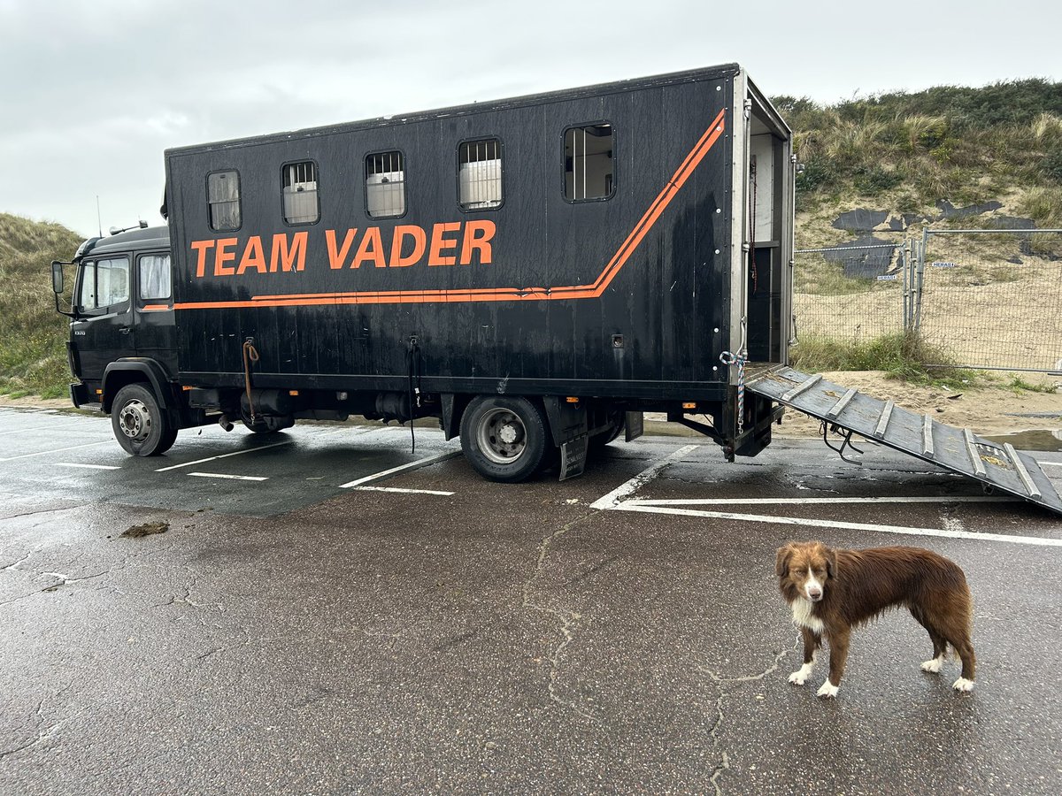 mariannezw's tweet photo. Ben jij #TeamMoeder of #TeamVader https://t.co/WDhP8B5Slm