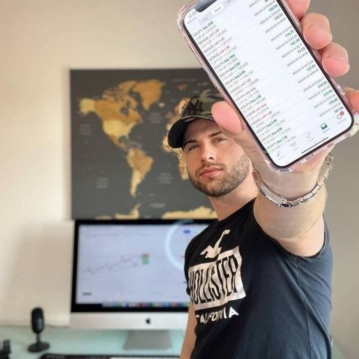 coinrowglobal trading investment  is the key to success 

#bitcoin #cryptocurrency #bitcoinprogress #coingrowglobal #legittrading #bitcoinminners #bitcoinATM #bitcoin #bitcoinminners
#bitcoinprogress #neweconomy..