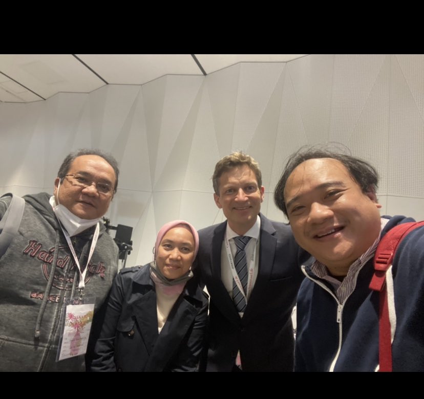 a125ee's tweet photo. It”s almost a year we @uphimpactslives  share our reviews and research data in #jsmo2023 #fukuoka #japan 

We are waiting for the next #jsmo2024 #nagoya https://t.co/7OaNK3ZIGD