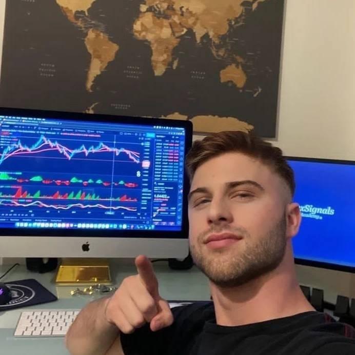 coinrowglobal trading investment  is the key to success 

#bitcoin #cryptocurrency #bitcoinprogress #coingrowglobal #legittrading #bitcoinminners #bitcoinATM #bitcoin #bitcoinminners
#bitcoinprogress #neweconomy..