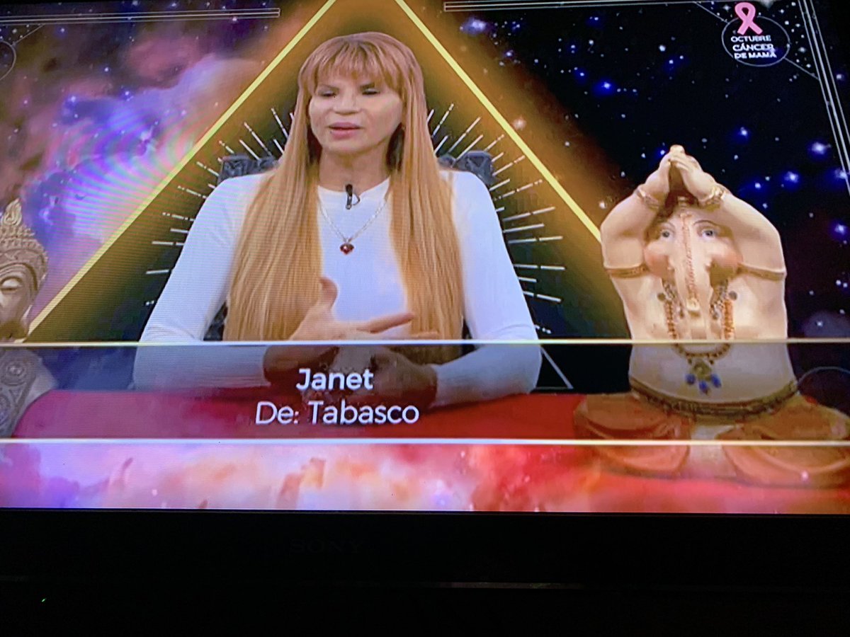 Maggi23225543's tweet image. Ya escuchándote @mhonividente sólo @UnicableOficial #preguntaleaMhoni @ClubMhoniFan #preguntaleaMhoni