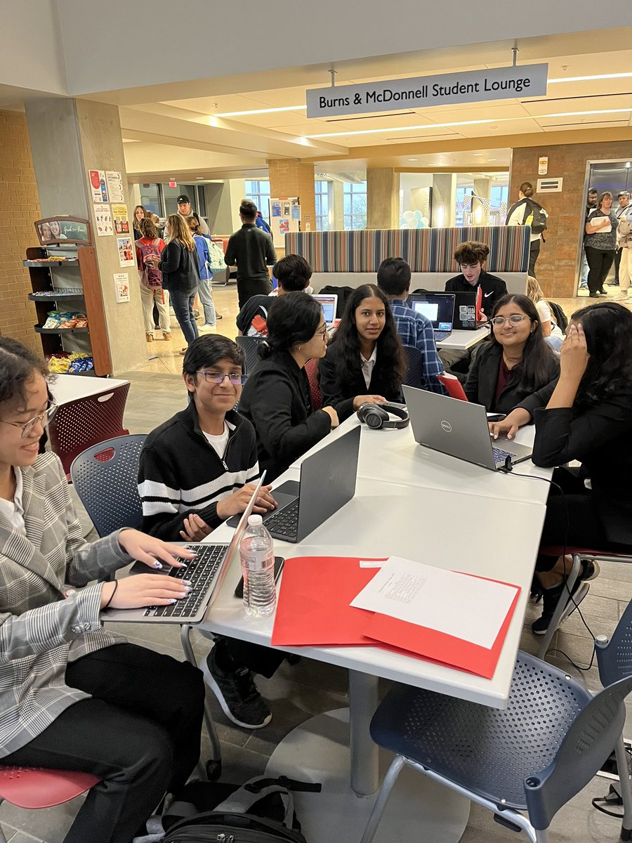 It’s High School Design day at <a href="/kuengineering/">KU Engineering</a> and the BVW Computer Science teams are getting ready to present! #bvwpride