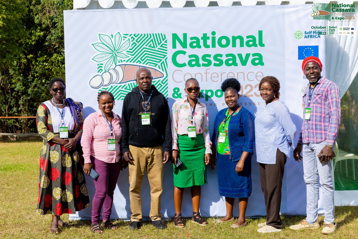 NationalCassava's tweet photo. Cassava isn't just food; it's a cash crop that supports families and communities.
It's remarkable how this root plays a vital role in rural economies.
Watch us here: https://t.co/MCFEYzSCPZ 

#CassavaCon #CassavaExpo2023 #CassavaIndustry #Kenya #FoodSecurity #EconomicDevelopment https://t.co/Wbl3iSIMcT