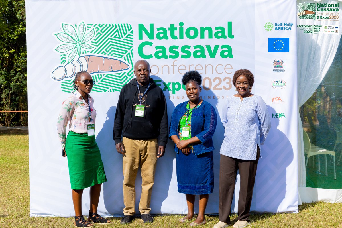 NationalCassava's tweet photo. Cassava isn't just food; it's a cash crop that supports families and communities.
It's remarkable how this root plays a vital role in rural economies.
Watch us here: https://t.co/MCFEYzSCPZ 

#CassavaCon #CassavaExpo2023 #CassavaIndustry #Kenya #FoodSecurity #EconomicDevelopment https://t.co/Wbl3iSIMcT