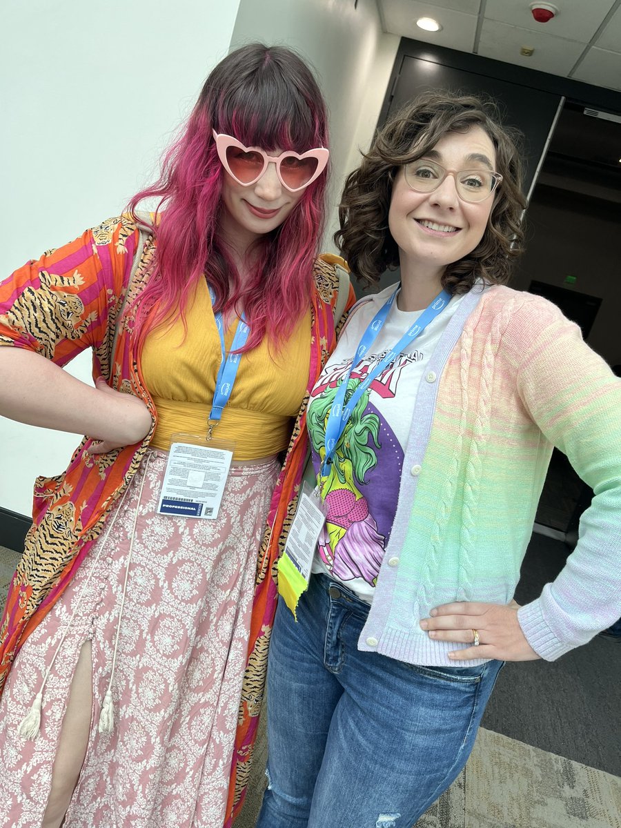 CBCCPodcast's tweet photo. TURTLE BREAD by @kimjoyskitchen hits trade paperback today! We deeply related to this story of social anxiety &amp; baking &amp; we’re eager for new readers to pick it up. #NCBD 

Listen to our convo with Kim-Joy about the comic &amp; how anxiety can come with unique abilities🔗🧵⬇️ https://t.co/EkEFc5lnfr