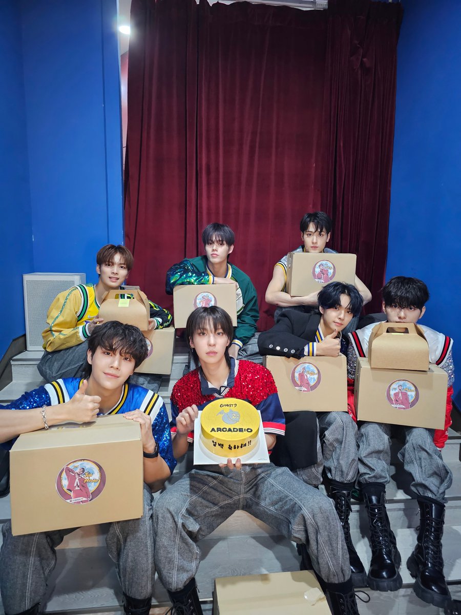 [📸]

💥⌁ 2023.10.25
💥⌁ Comeback Showcase 

#GHOST9 #고스트나인 
#RUCKUS #ARCADE #ARCADE_O