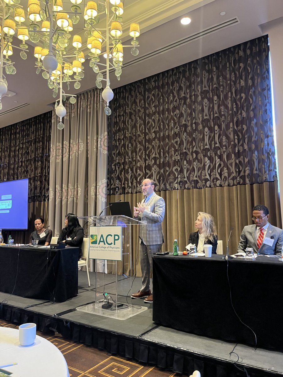 ACPIMPhysicians's tweet photo. The “Unify Efforts to Empower Equitable Obesity Care” summit was moderated by @wee_christina (@annalsofim) &amp; the keynote panel experts, @lindagblount (@blkwomenshealth), @scottkahan (@weight_wellness) , @joshuajosephmd (@OhioStateMed), @MarsApovian (@BrighamWomens/@harvardmed). https://t.co/o8SnVJYM0H