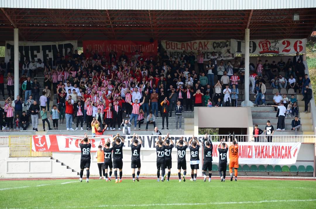 Bu alemde FORA

#Bulancakspor