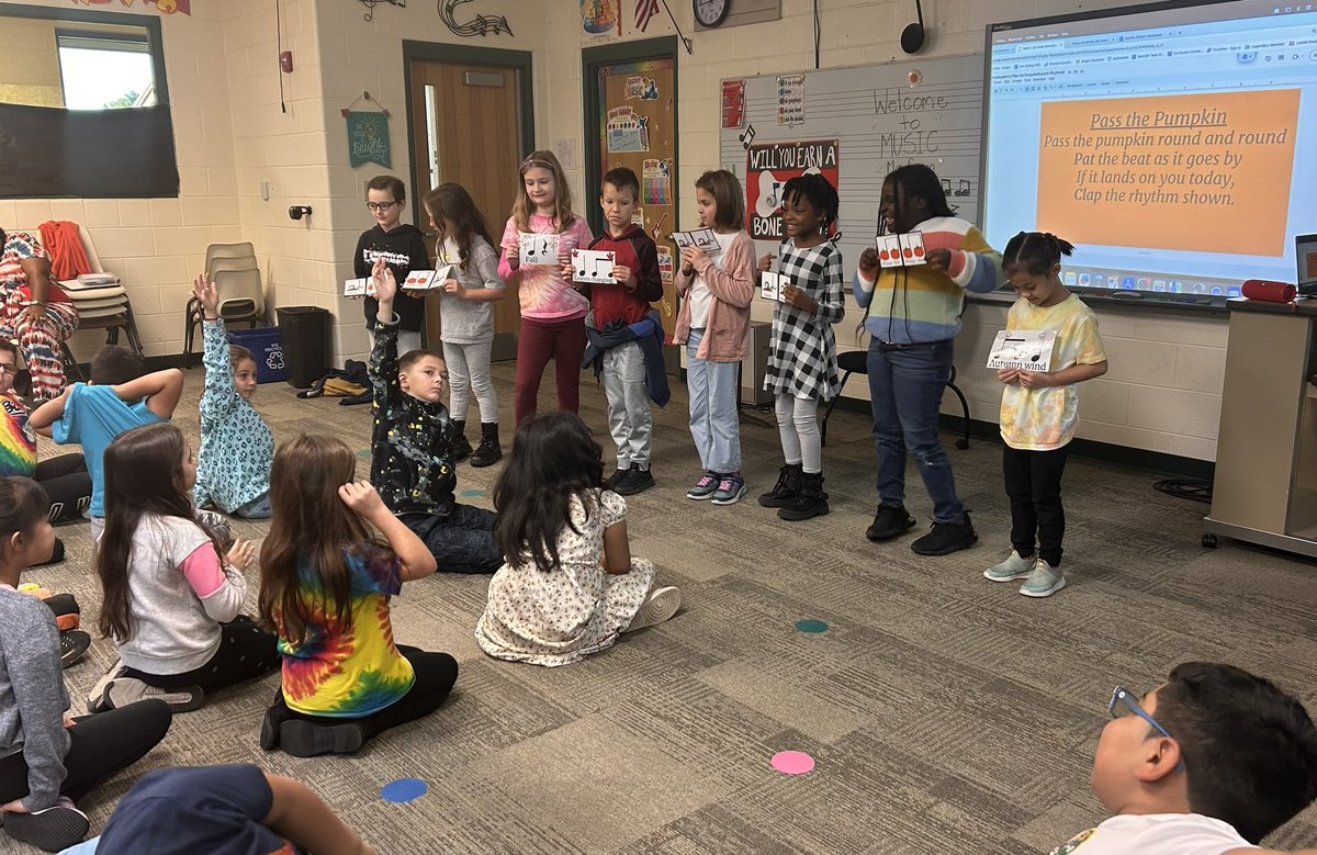 d61bornschein's tweet photo. Rhythm composition 🍂 @d61lindflott  #d61learns https://t.co/yQgCQ5aA6v