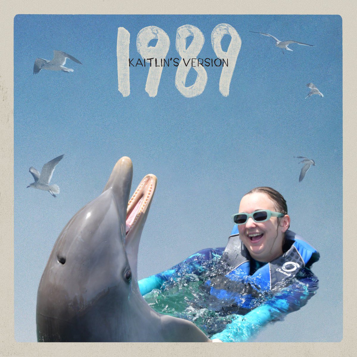 kseaton13's tweet photo. @g0ldcage Two animals for the price of one #1989TaylorsVersion https://t.co/tKPhuJgbEQ