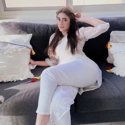 SaraAli61814's tweet photo. #NewProfilePic https://t.co/Zz8yqVmyl9