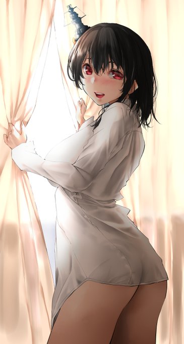 提督のYシャツを着た山城ちゃんを描いてた
 #みなさん2年前の今頃はどんな絵描いてましたか 