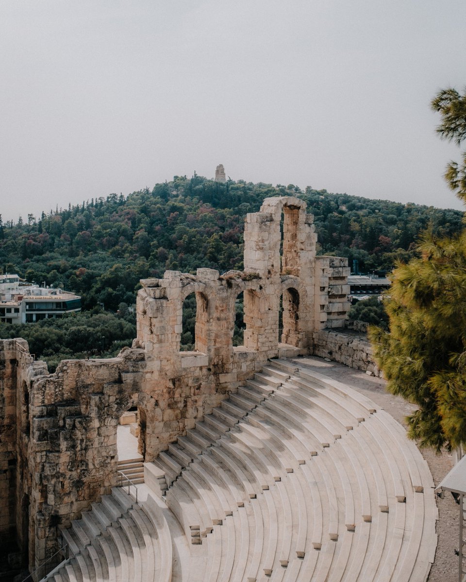 WestHam's tweet photo. Exploring the surroundings 🇬🇷 https://t.co/CZrleAFsQK