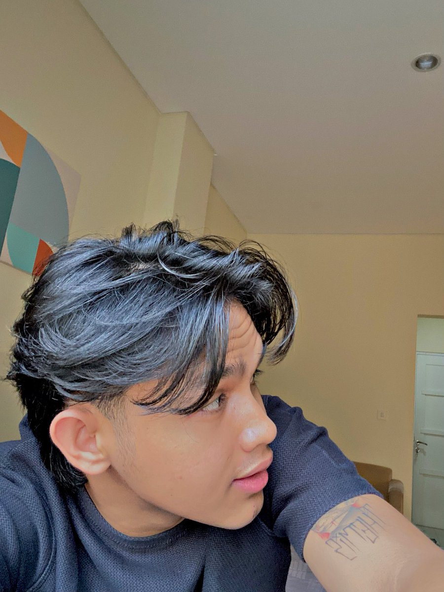 Hair invest pake lab on hair bener" ga mengecewakan! Gatakut lama manjangin rambut👊🏽