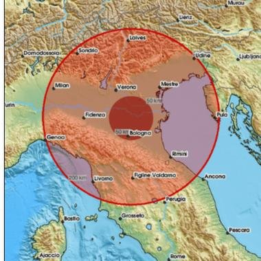TV2000it's tweet photo. 🔴+++ #Terremoto  a #Rovigo

forte scossa di magnitudo  tra 4 e 4.5 avvertita anche nelle altre città del #Veneto,  e in #EmiliaRomagna
sentita a #Modena, #Bologna, #Padova

Epicentro a #Calto

#25ottobre #earthquakes https://t.co/yLyk1OTU8v